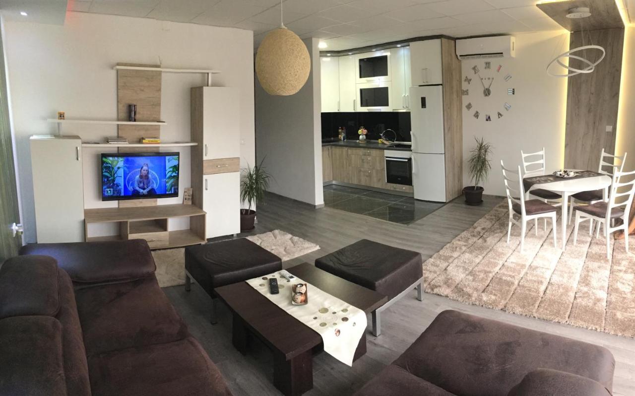 Gradiska Apartment Екстериор снимка